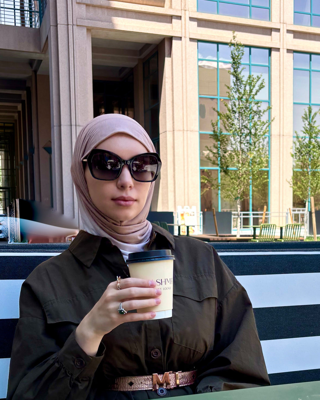 Feeling Out Of Place In Hijab? 8 Tips To Stay Confident